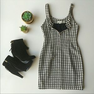 Ann Taylor Houndstooth Full Front Zip Sheath Dress